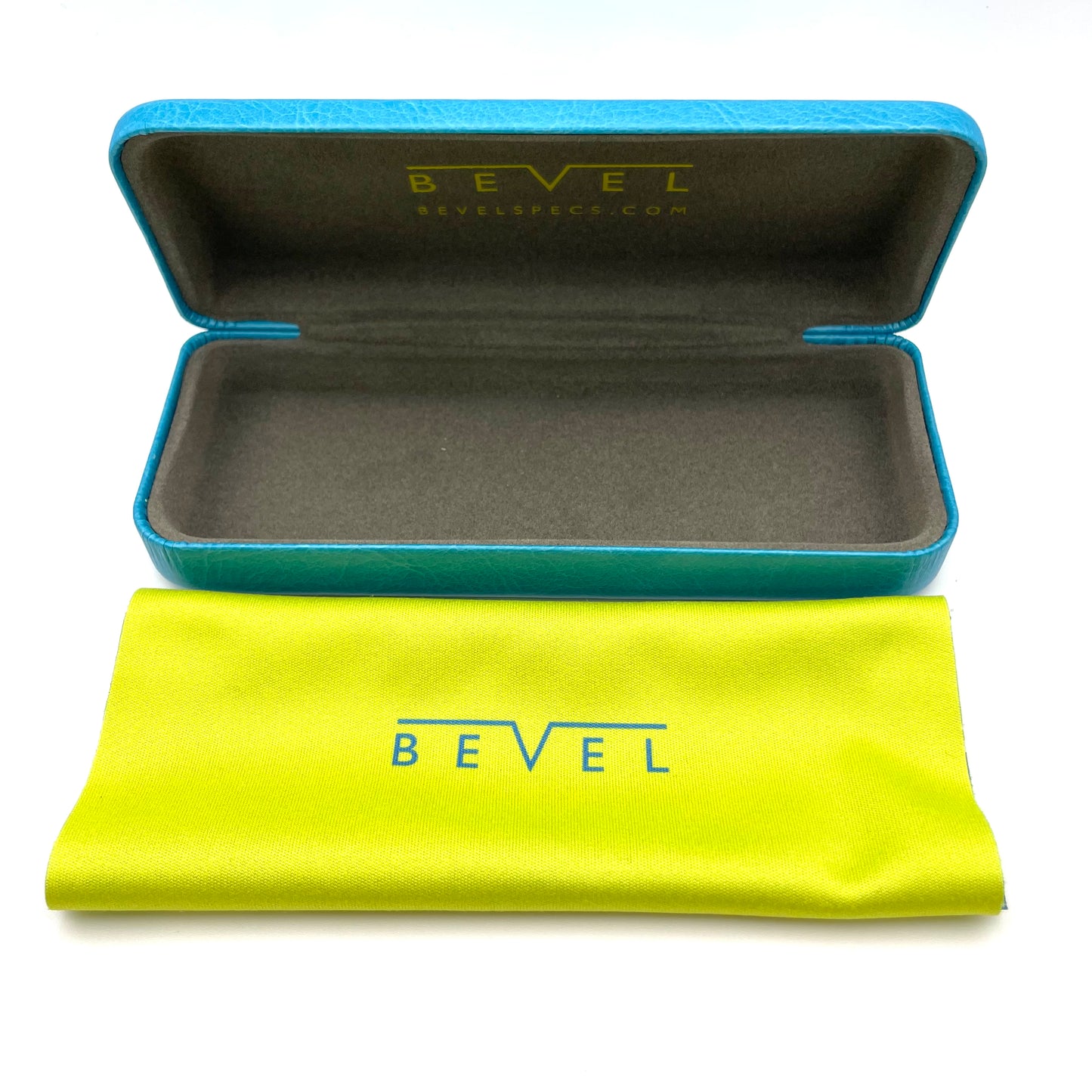 BEVEL 8743 RED DEER AZZURI/PROSECCO/ 52/18/136